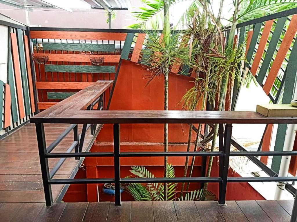 The Moon House Hotel Chiang Mai Exterior photo
